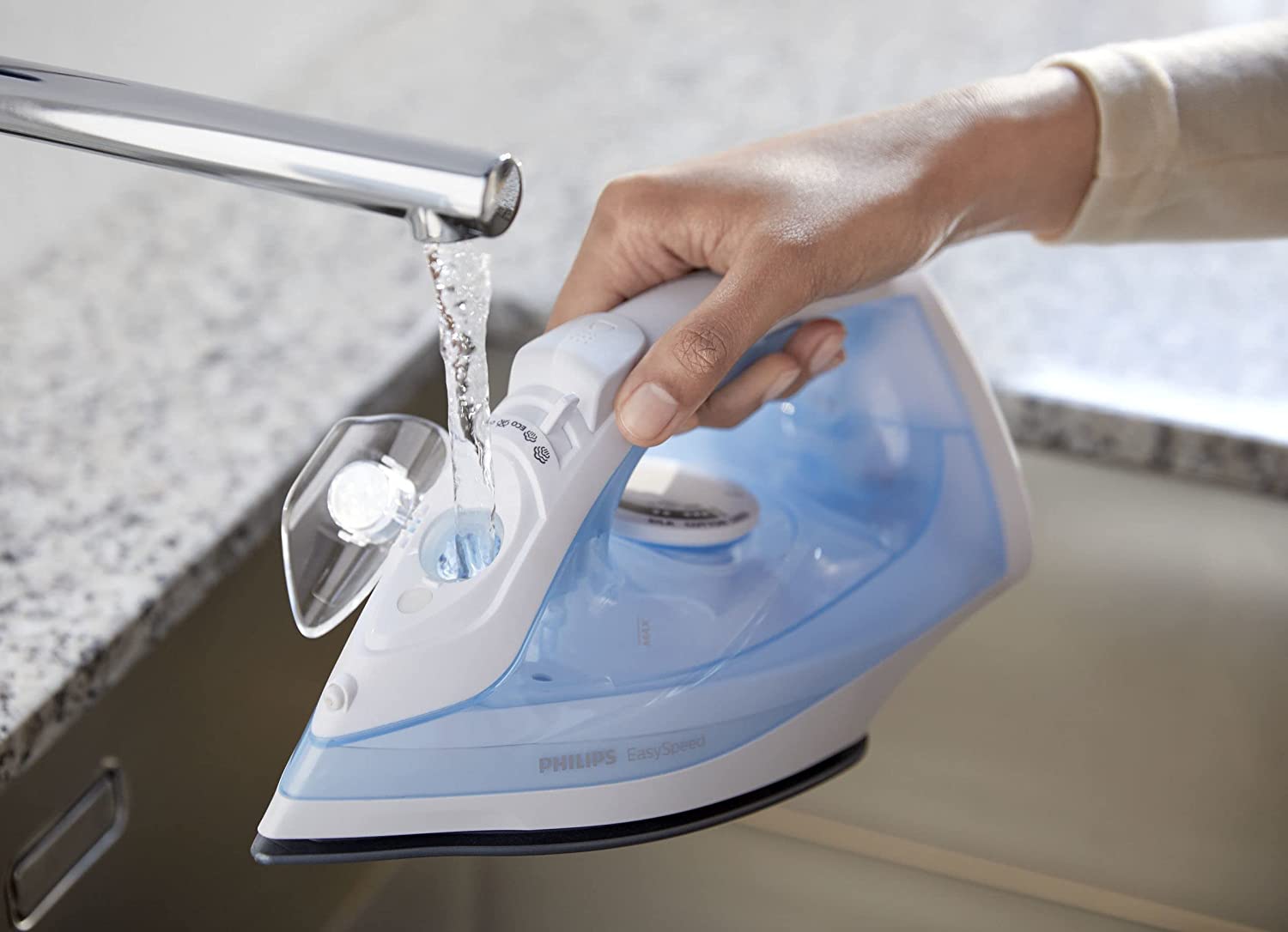 Philips EasySpeed Steam iron GC1740/26 - Image 2